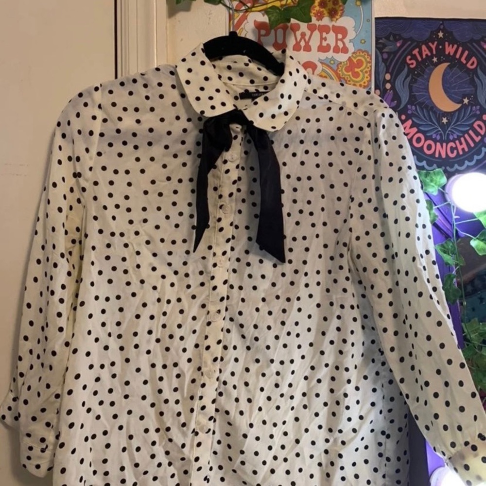 Polka dot blous